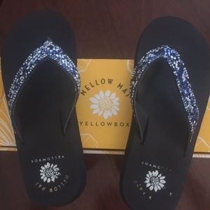 Yellow Box brand Women's Sandals, Size 6, New